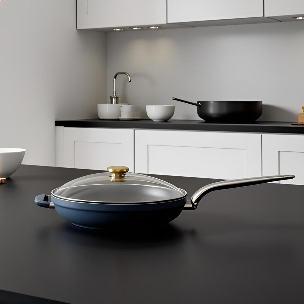 10" Tempered Glass Lid with Steam Vent & Stainless Steel Rim D704164