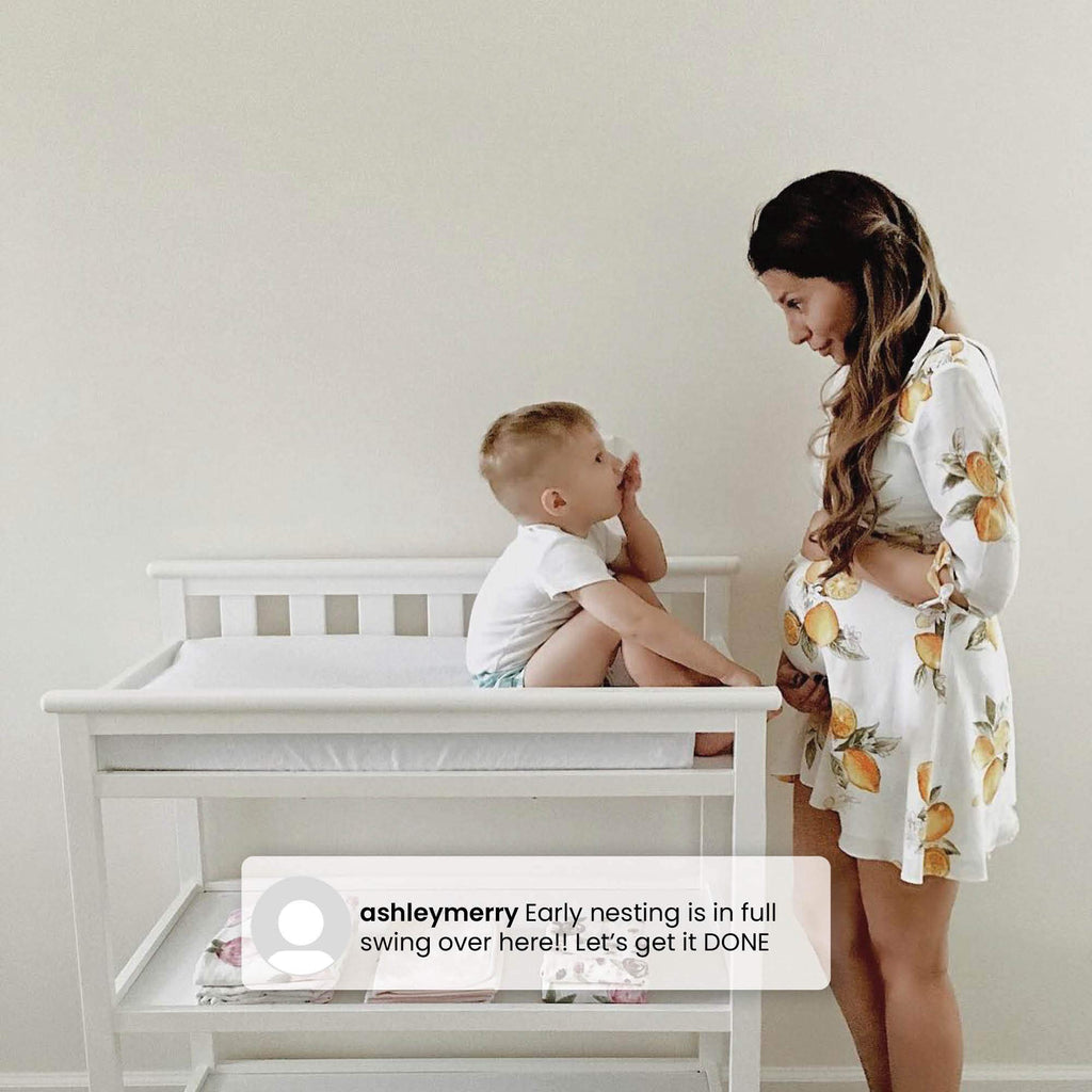 Flat Top Changing Table with Wheels and Changing Pad W760987